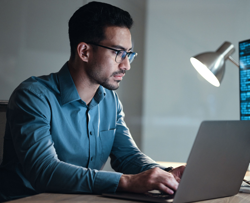 It Workers On Computer In Office 621256469 (1)